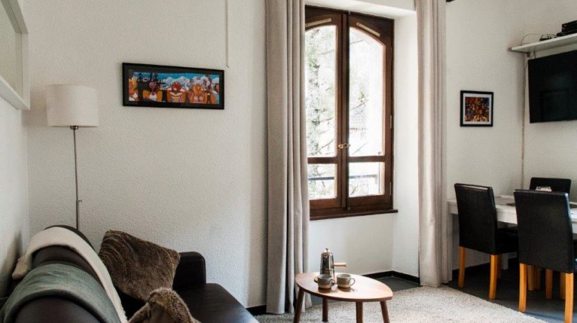 Apartment La Roseraie, chamonix accommodation, summer & winter season rental