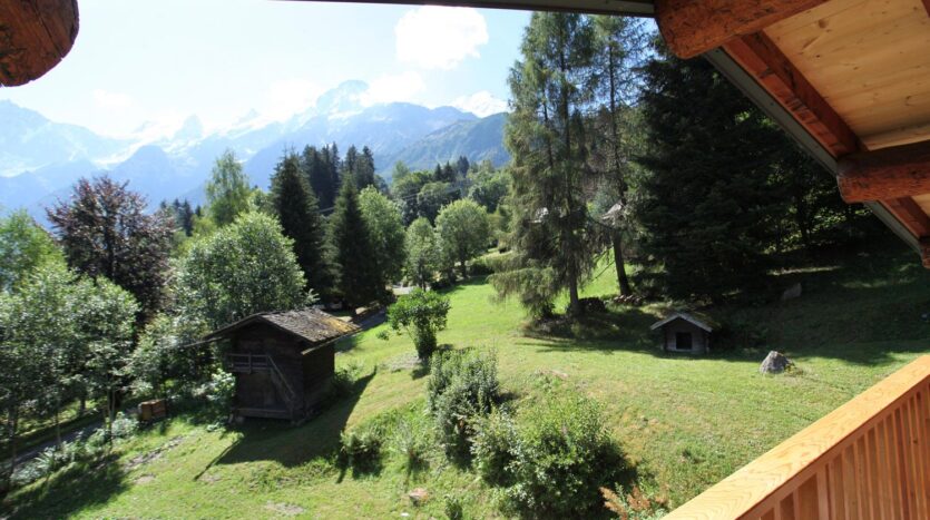 rent a chalet in Chamonix for the winter and summer seasons