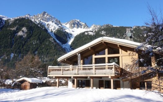 Chamonix winter season rental chalet