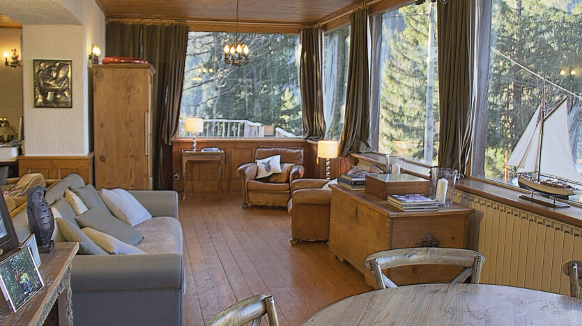 7 bedroom winter season chalet in Chamonix
