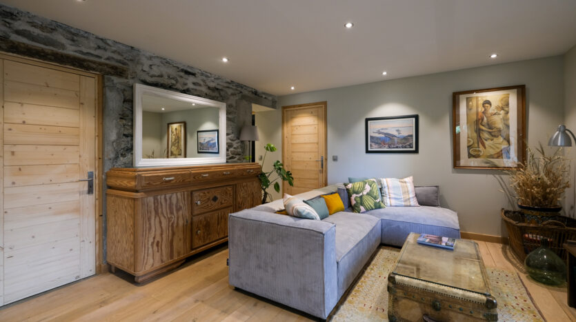 2 bedroom apartment to rent winter season in Chamonix